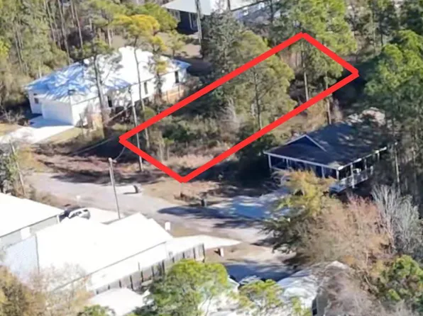 16 Central 8th St, Santa Rosa Beach, FL 32459
