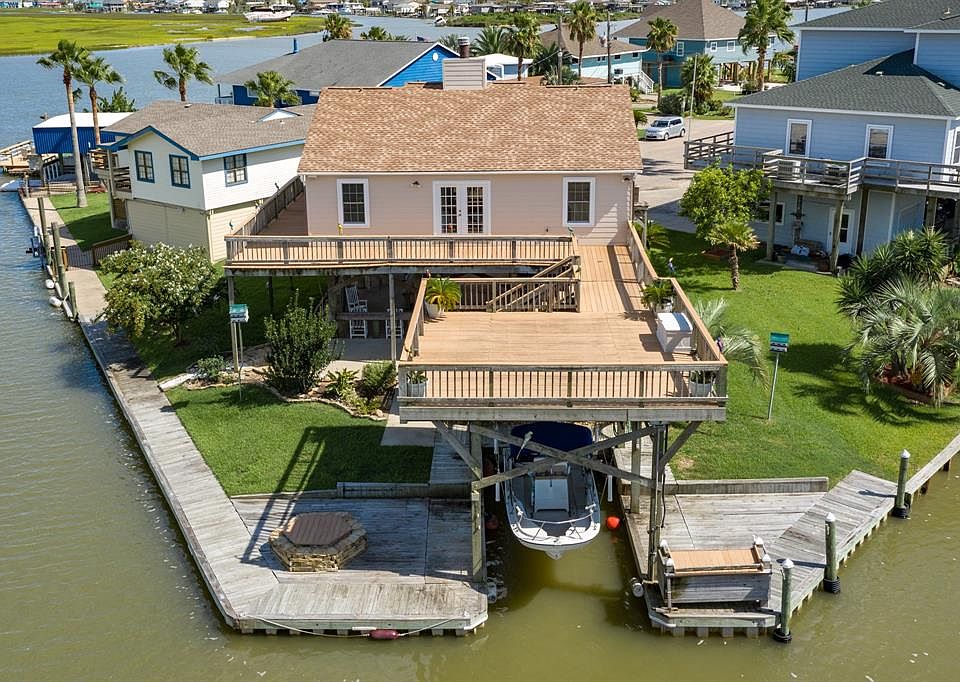 2nd image of 87 Dolphin Ln