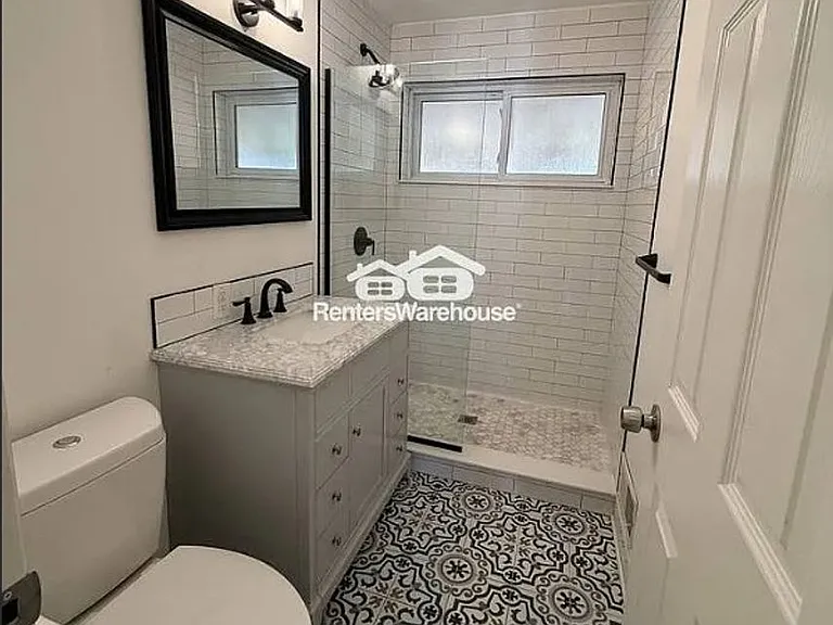 3315 E 31st Ave — Photo 15