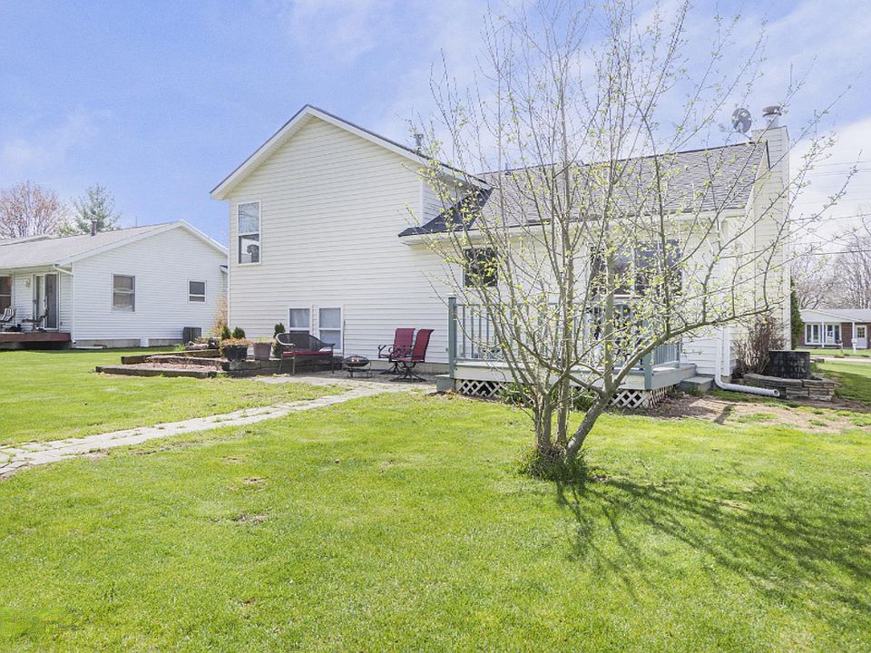 229 Country Club Rd, Holland, MI 49423 Zillow