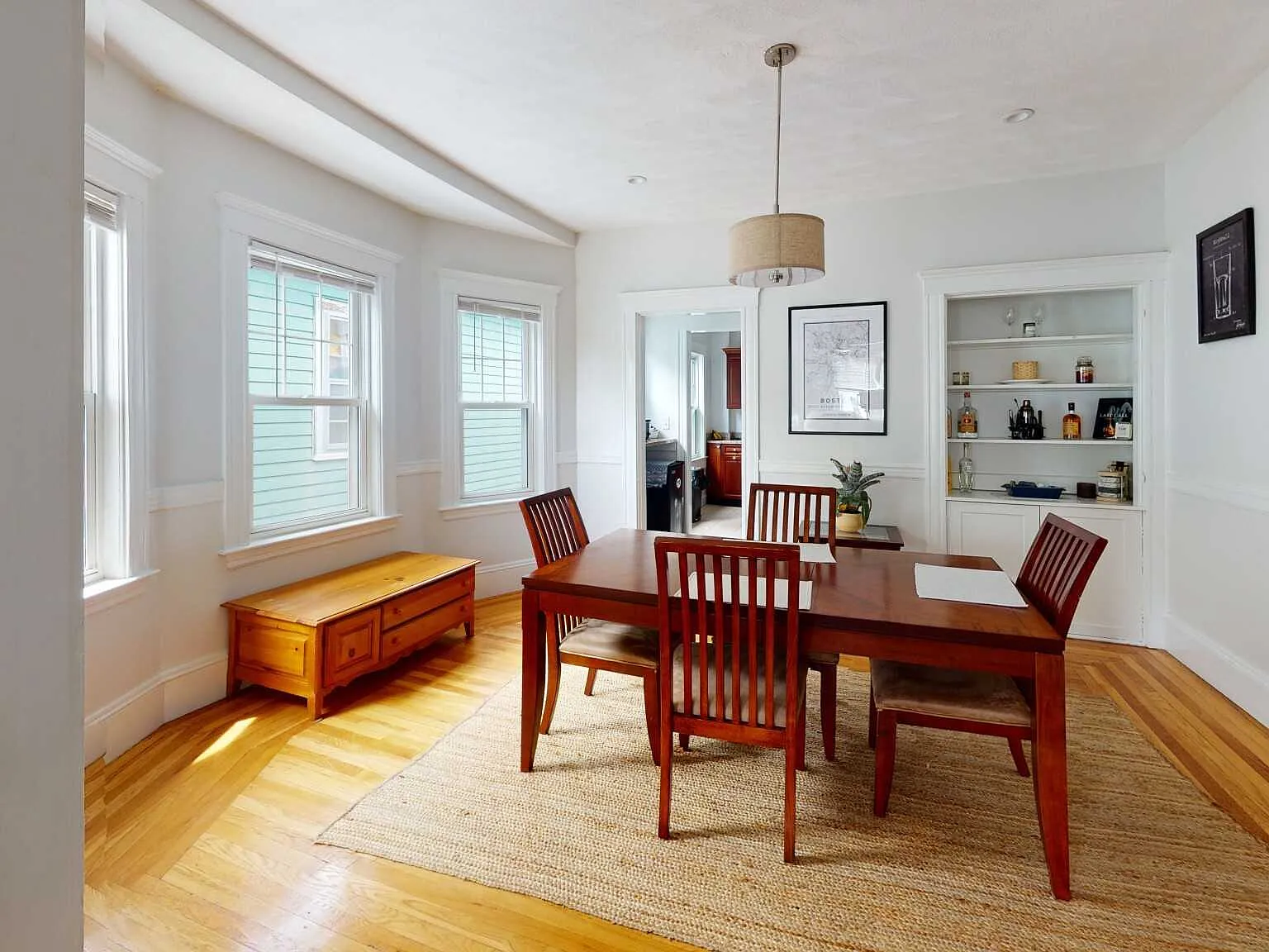 3 bed, $3,300 — Photo 2