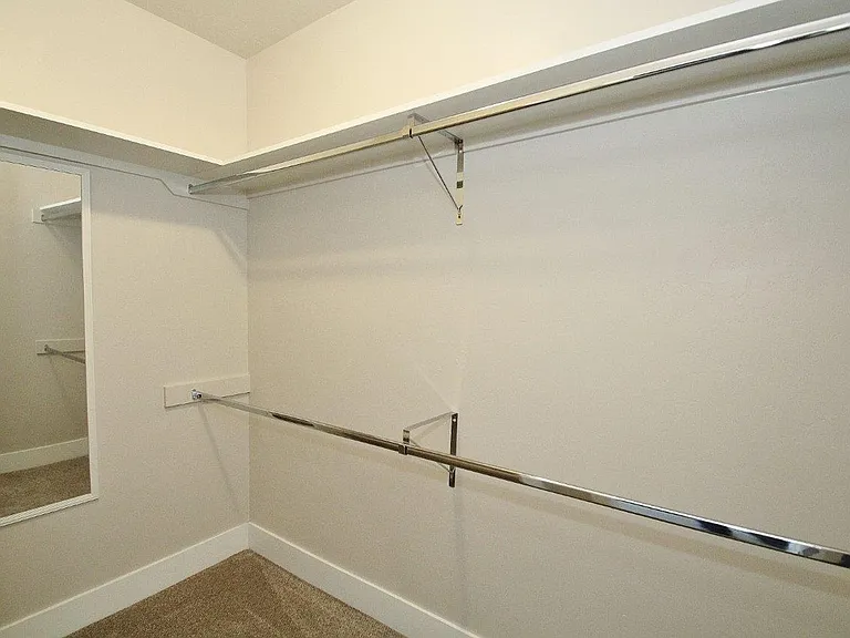 5052 N Alworth St — Photo 17