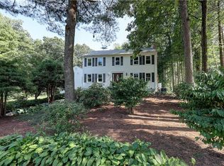 3 Blacksmith Rd, Cumberland, RI 02864