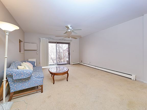 Huge Living Room with sliding doors to a large bal