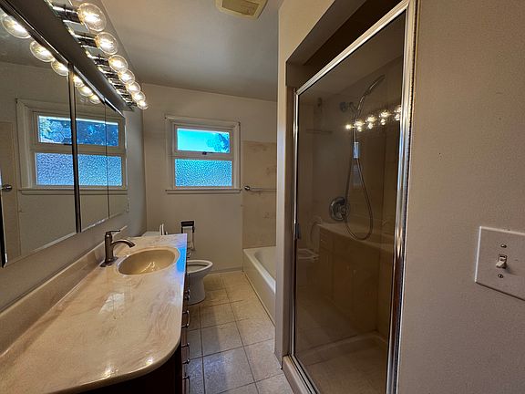 5th image of 4421 S 168th St #A