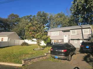 52 Sadowski Dr #1, Old Bridge, NJ 08857