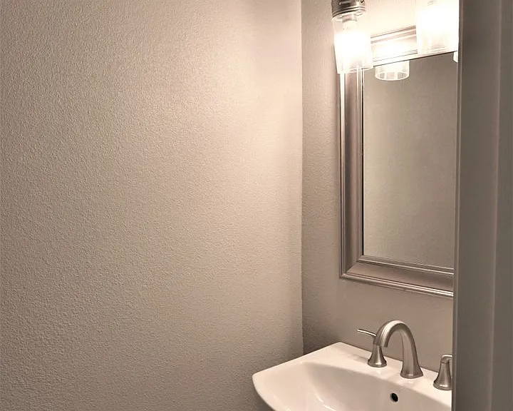 1175 Glenda Way — Photo 5