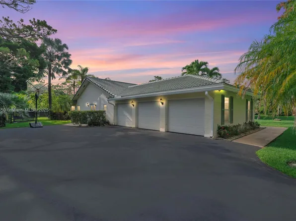 5942 NW 71st Ter, Parkland, FL 33067