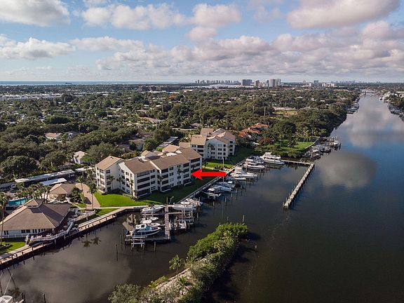 2nd image of 824 Oak Harbour Drive #824