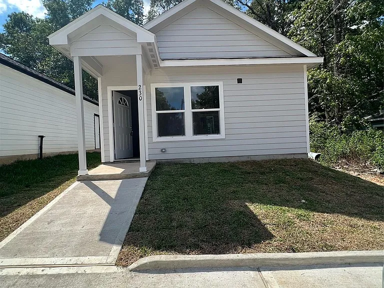 230 Northlawn — Photo 35