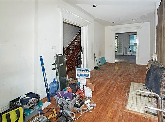 3rd image of 311 W 138th St