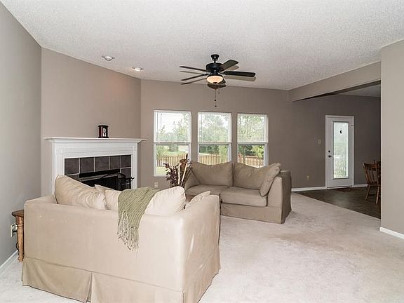 4th image of 15108 Radiance Dr