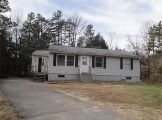 1704 Shirley Rd, Lancaster, MA 01523