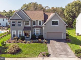 14 Deerborne Trl, Newark, DE 19702