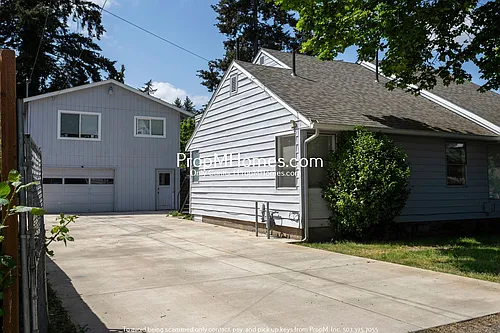 7307 SE 76th Ave #B Photo 1
