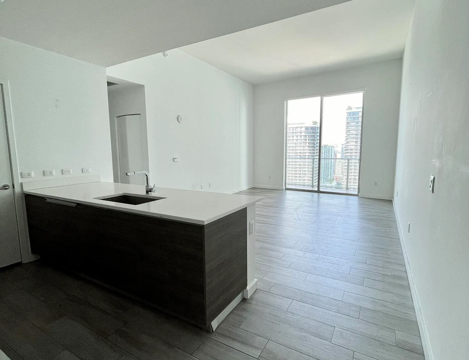 1 bed, 1.0 bath, 769 sqft, $3,700 — Photo 1