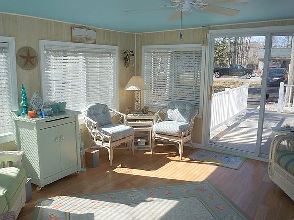2nd image of 37298 Carolina Dr
