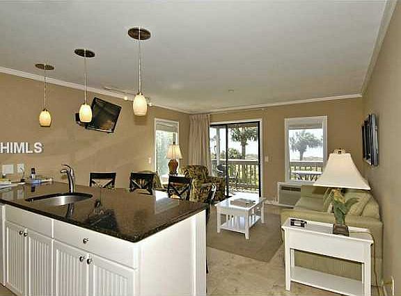 3rd image of 43 Forest Dr APT 205