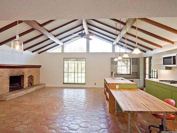 5th image of 213 E TERRA ALTA DR