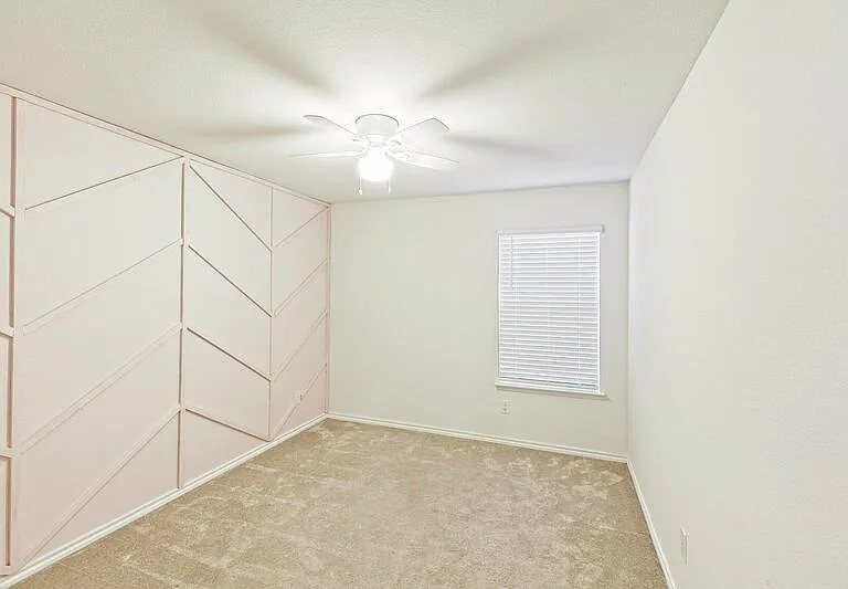 1111 Emerald Gate Dr — Photo 23