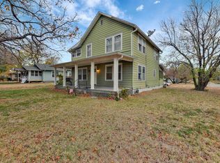 1034 S Douglas Rd, El Dorado, KS 67042