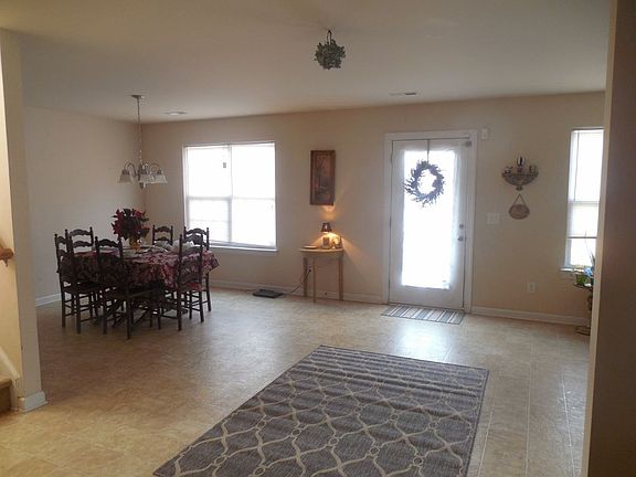 4th image of 186 Winding Cedar Dr