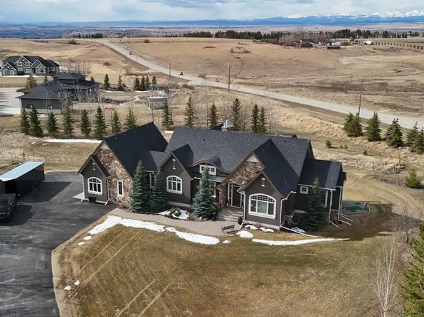 107 NE Willow Creek Smt, Rocky View County, AB T3R 0K3