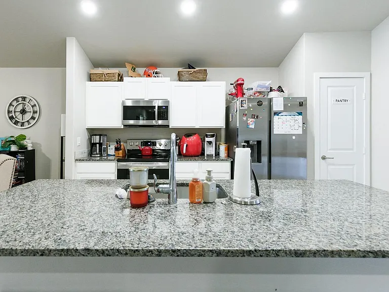 10417 Xenia Ave — Photo 6
