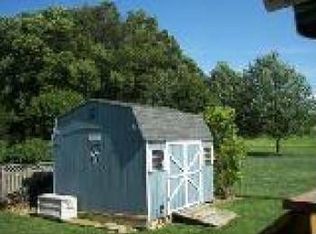 27 Cardinal Dr, Hanover, PA 17331