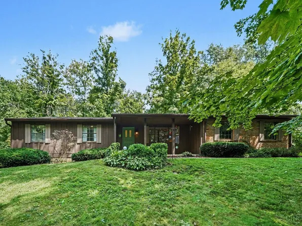 3208 Pitzer Rd, Bethel, OH 45106