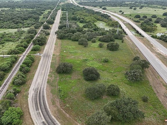 4th image of 193 N Old Highway 59