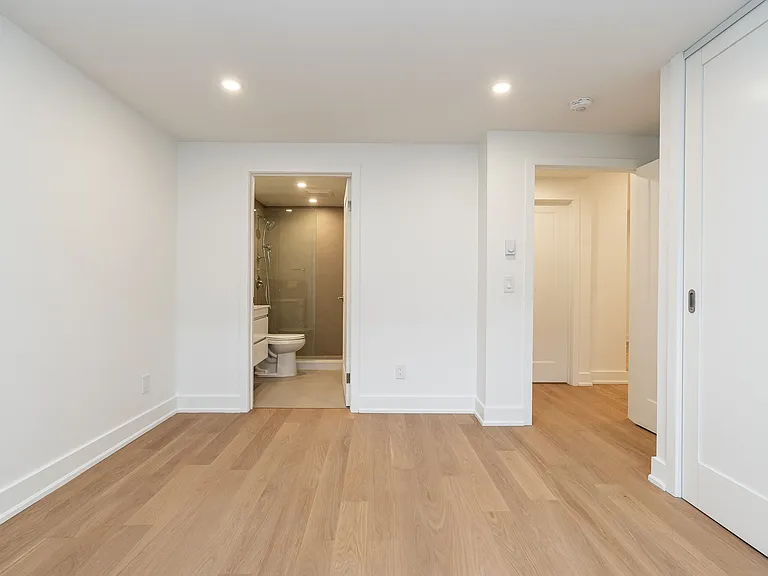 150 Fermanagh Ave #50015A-004A — Photo 9