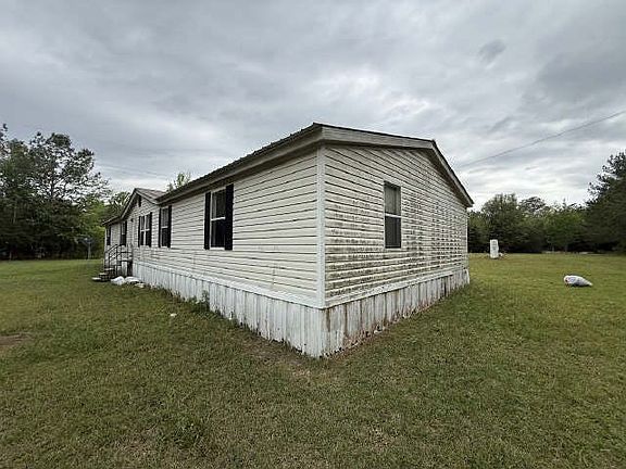 3rd image of 2459 Carpenter Cemetary Rd