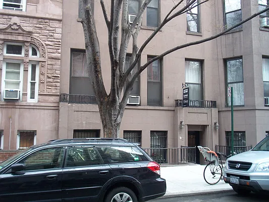 Rented by Sotheby's International Realty | media 8