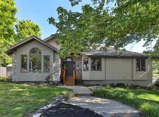639 E Mcarthur Drive, Springfield, MO 65810
