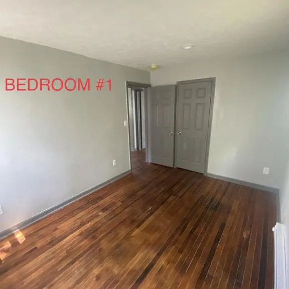 412 W Parkwood Dr #1 — Photo 7