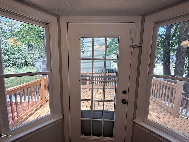 2900 Broadlands Dr — Photo 29