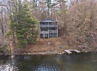 77 Chipmunk Xing, Tolland, MA 01034