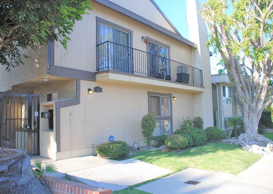 1st image of 741 E Nutwood St Unit 3