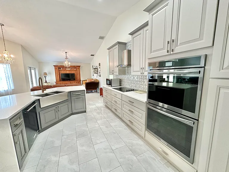 10591 Paso Fino Dr — Photo 3