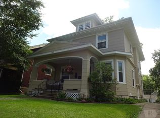 703 S Garfield Ave, Burlington, IA 52601