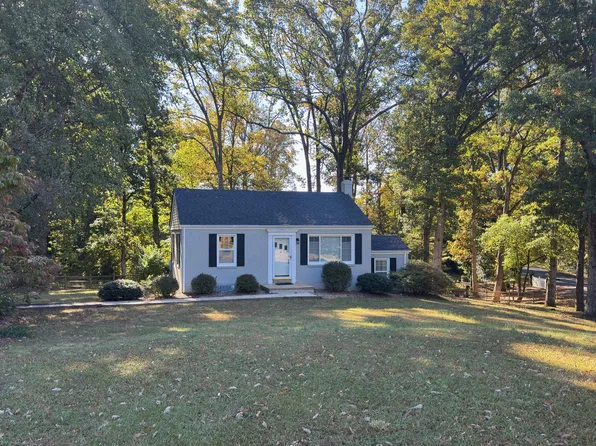 12131 Waples Mill Rd, Oakton, VA 22124
