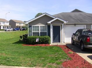 401 Cricket Ln #403, Winchester, KY 40391