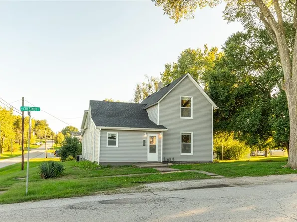 202 W Chestnut St, Savannah, MO 64485