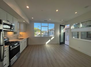 327 W Anapamu St APT D, Santa Barbara, CA 93101