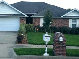 257 Chip Dr, Springdale, AR 72764