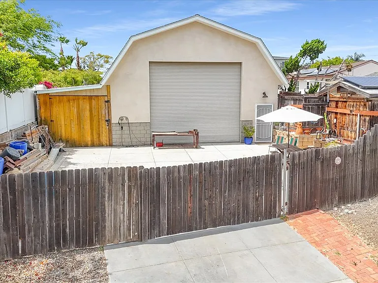 2102 Deerpark Dr — Photo 51