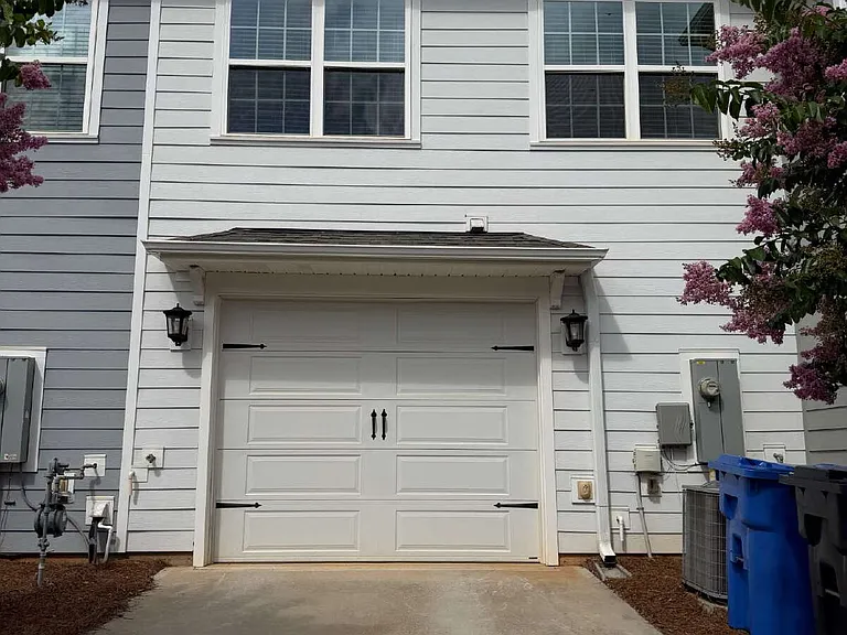 1752 Eastfall St — Photo 31