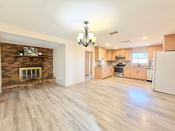 5th image of 2550 Holland Rd