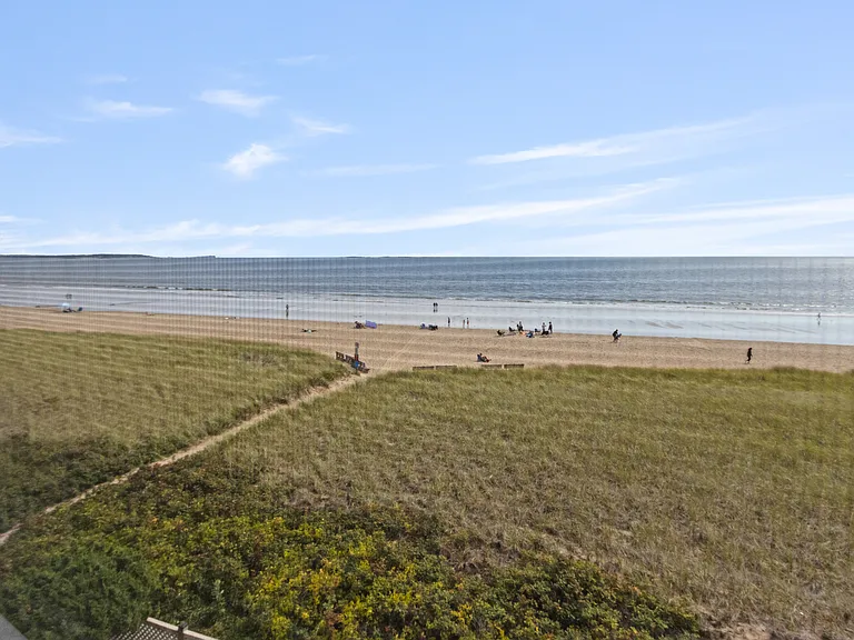 1 Seacliff Ave — Photo 43